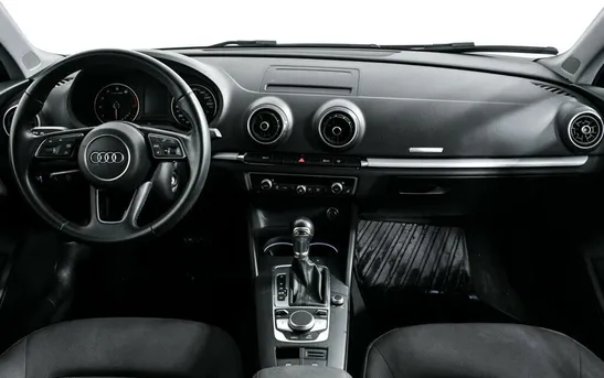 Audi A3 1.40 Робот, фото №1