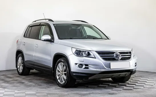 Volkswagen Tiguan 2.00 Автоматическая, фото №1