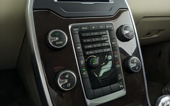 Volvo XC70 2.40 Автоматическая, фото №1