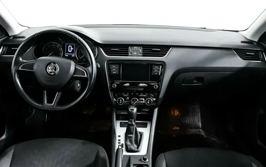 Skoda Octavia 1.40 Робот, фото №1