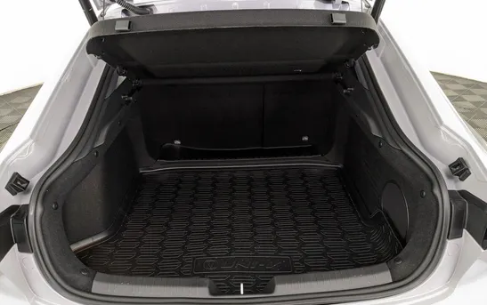 Changan UNI-V 1.50 Робот, фото №1