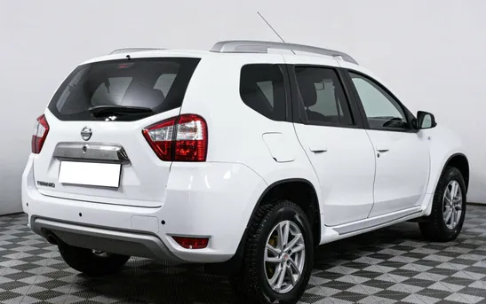 Nissan Terrano 2.00 Автоматическая, фото №1