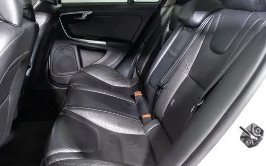 Volvo S60 1.60 Робот, фото №1