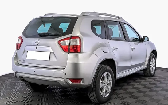 Nissan Terrano 2.00 Автоматическая, фото №1
