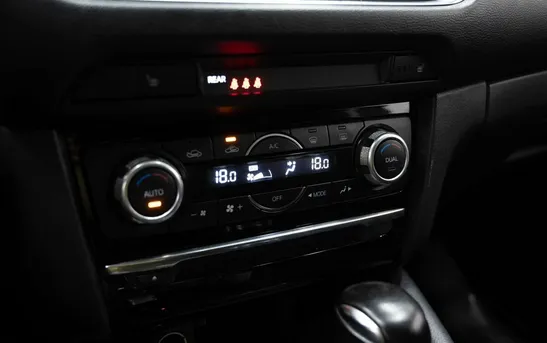 Mazda 6 2.00 Автоматическая, фото №1