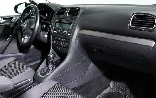 Volkswagen Golf 1.60 Робот, фото №1