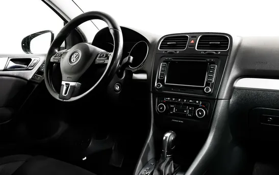 Volkswagen Golf 1.40 Робот, фото №1