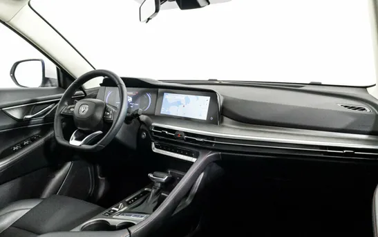 Changan CS35PLUS 1.40 Робот, фото №1