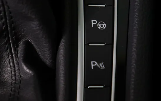 Volkswagen Golf 1.40 Робот, фото №1