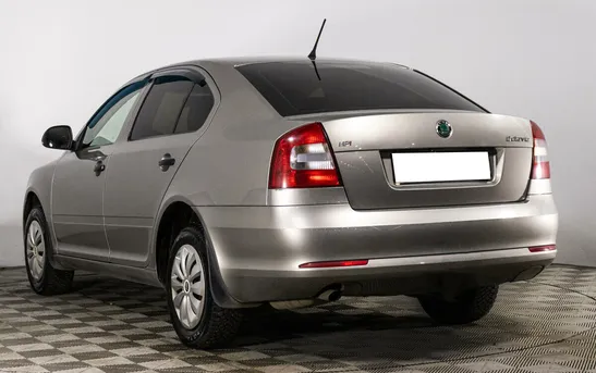 Skoda Octavia 1.60 Механика, фото №1