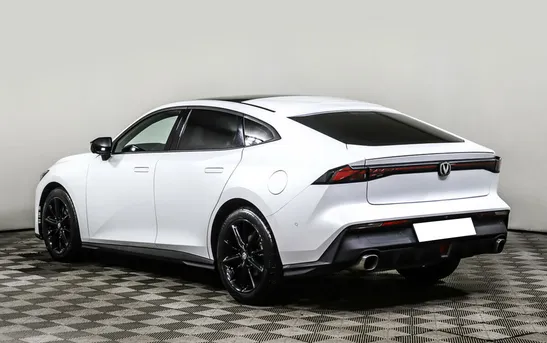 Changan UNI-V 1.50 Робот, фото №1