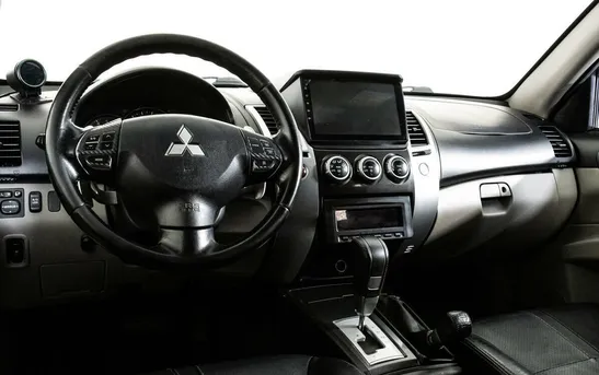 Mitsubishi Pajero Sport 2.50 Автоматическая, фото №1