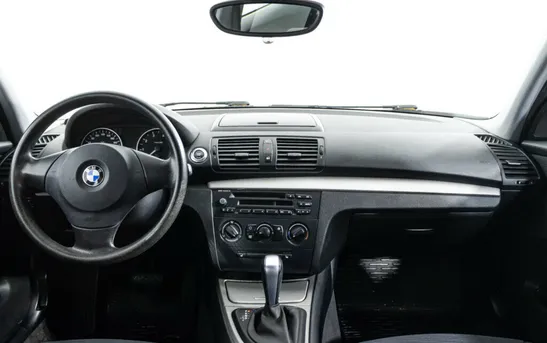 BMW 1 серии 1.60 Автоматическая, фото №1