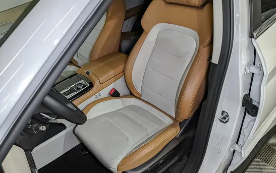 Jetour X70 PLUS 1.60 Робот, фото №1