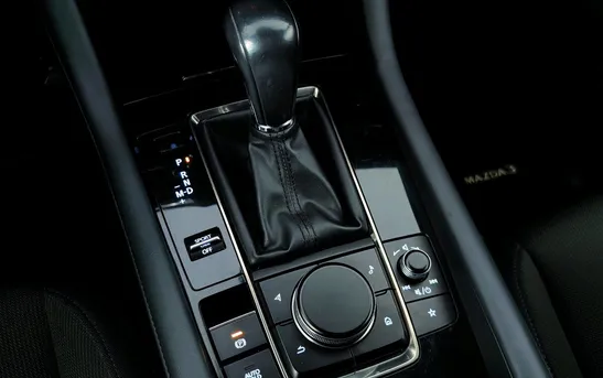 Mazda 3 1.50 Автоматическая, фото №1