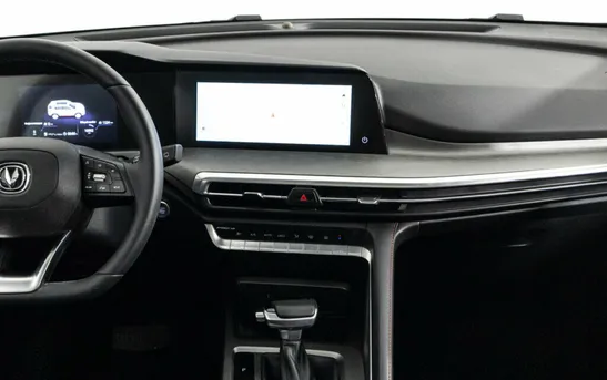 Changan CS35PLUS 1.40 Робот, фото №1