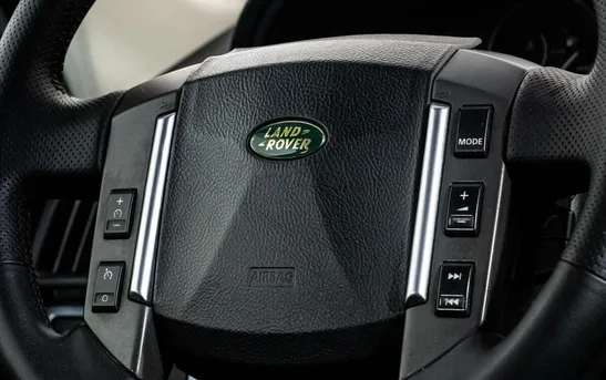 Land Rover Freelander 2.20 Автоматическая, фото №1