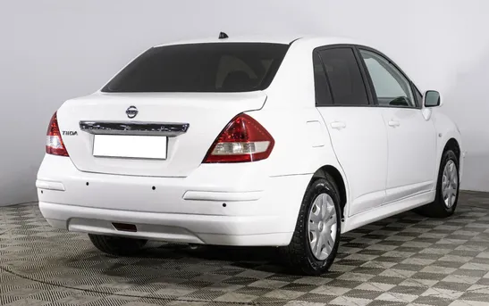 Nissan Tiida 1.60 Механика, фото №1