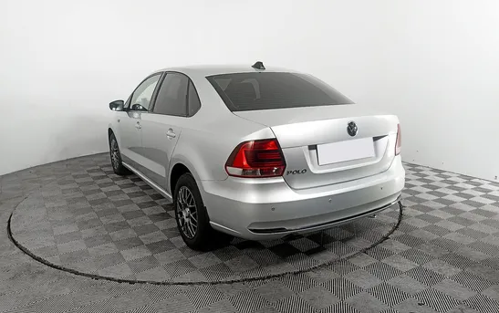 Volkswagen Polo 1.60 Автоматическая, фото №1