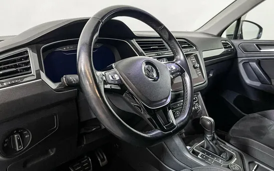 Volkswagen Tiguan 2.00 Робот, фото №1