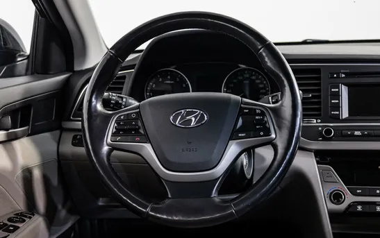 Hyundai Elantra 2.00 Автоматическая, фото №1