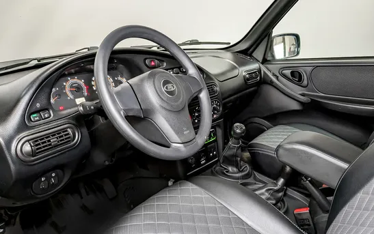 Lada (ВАЗ) Niva 1.70 Механика, фото №1