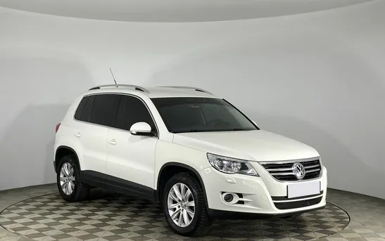 Volkswagen Tiguan 2.00 Автоматическая, фото №1