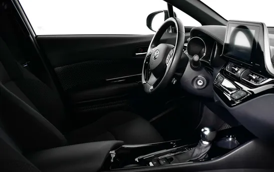 Toyota C-HR 2.00 Вариатор, фото №1