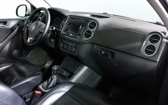 Volkswagen Tiguan 2.00 Автоматическая, фото №1