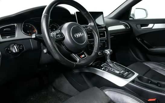 Audi A4 2.00 Робот, фото №1