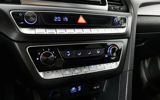 Hyundai Sonata 2.00 Автоматическая, фото №1