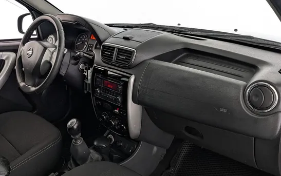 Nissan Terrano 1.60 Механика, фото №1