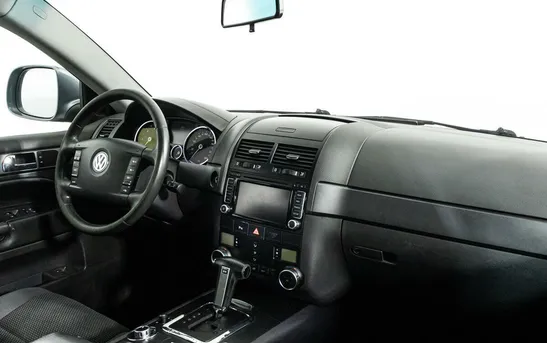 Volkswagen Touareg 2.50 Автоматическая, фото №1