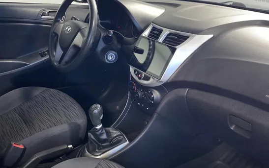 Hyundai Solaris 1.60 Механика, фото №1