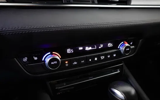 Mazda 6 2.00 Автоматическая, фото №1