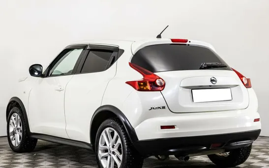 Nissan Juke 1.60 Вариатор, фото №1