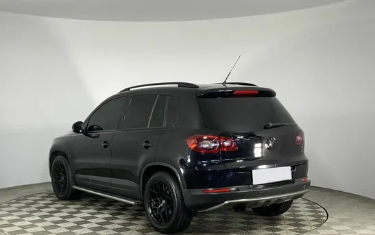 Volkswagen Tiguan 2.00 Автоматическая, фото №1