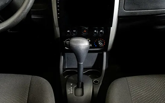 Nissan Almera 1.60 Автоматическая, фото №1