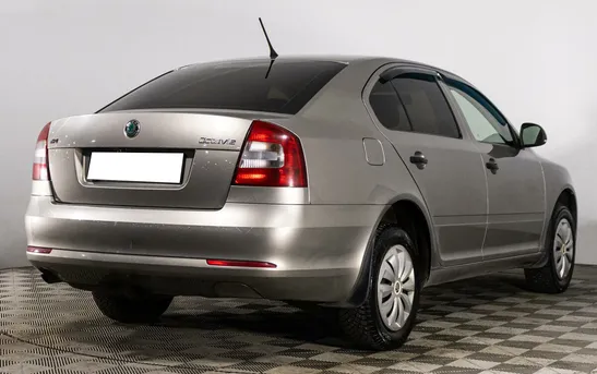 Skoda Octavia 1.60 Механика, фото №1