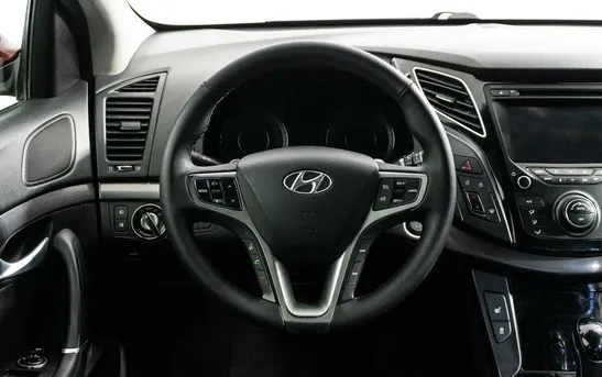 Hyundai i40 2.00 Автоматическая, фото №1