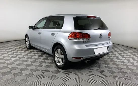 Volkswagen Golf 1.40 Робот, фото №1