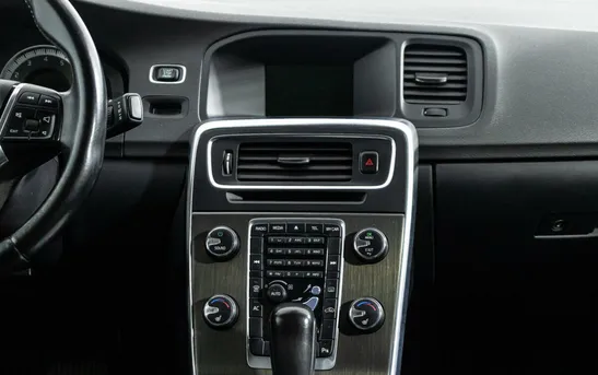 Volvo S60 1.60 Робот, фото №1