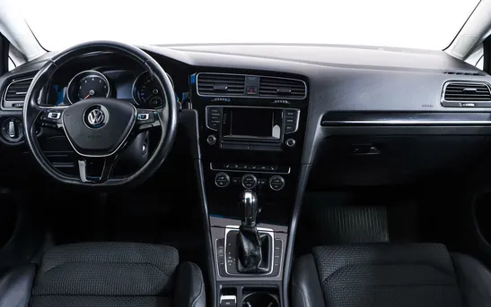 Volkswagen Golf 1.40 Робот, фото №1