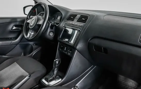 Volkswagen Polo 1.60 Автоматическая, фото №1