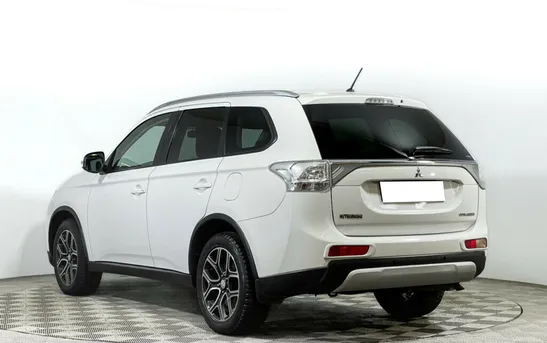 Mitsubishi Outlander 2.40 Вариатор, фото №1