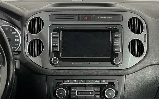 Volkswagen Tiguan 2.00 Автоматическая, фото №1