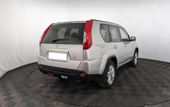 Nissan X-Trail 2.00 Вариатор, фото №1