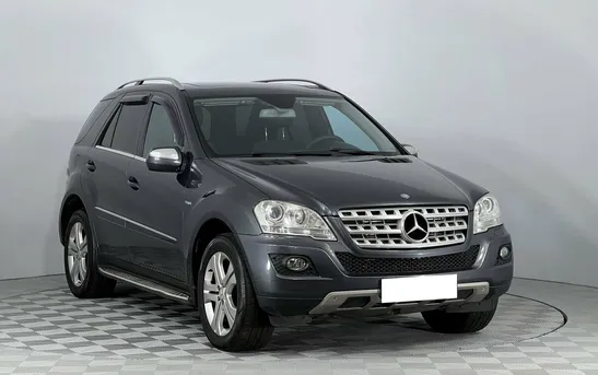 Mercedes-Benz M-Класс 3.00 Автоматическая, фото №1