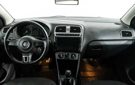 Volkswagen Polo 1.60 Механика, фото №1