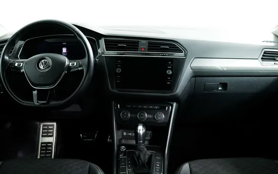 Volkswagen Tiguan 2.00 Робот, фото №1